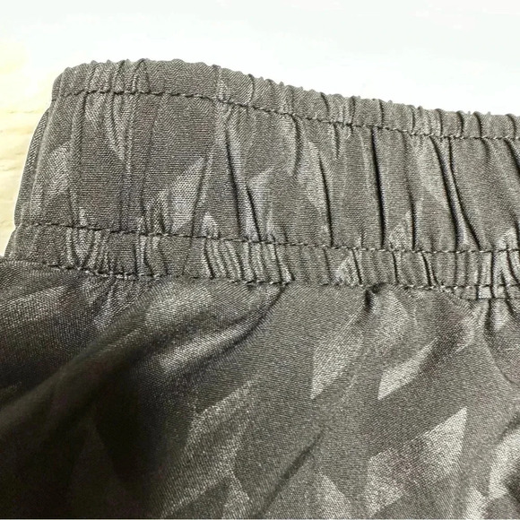 Old Navy Active Go-Dry Shorts Lined Drawstring Waist Black Size Small - Picture 16 of 16